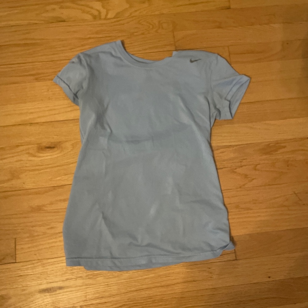 Women’s Nike tee